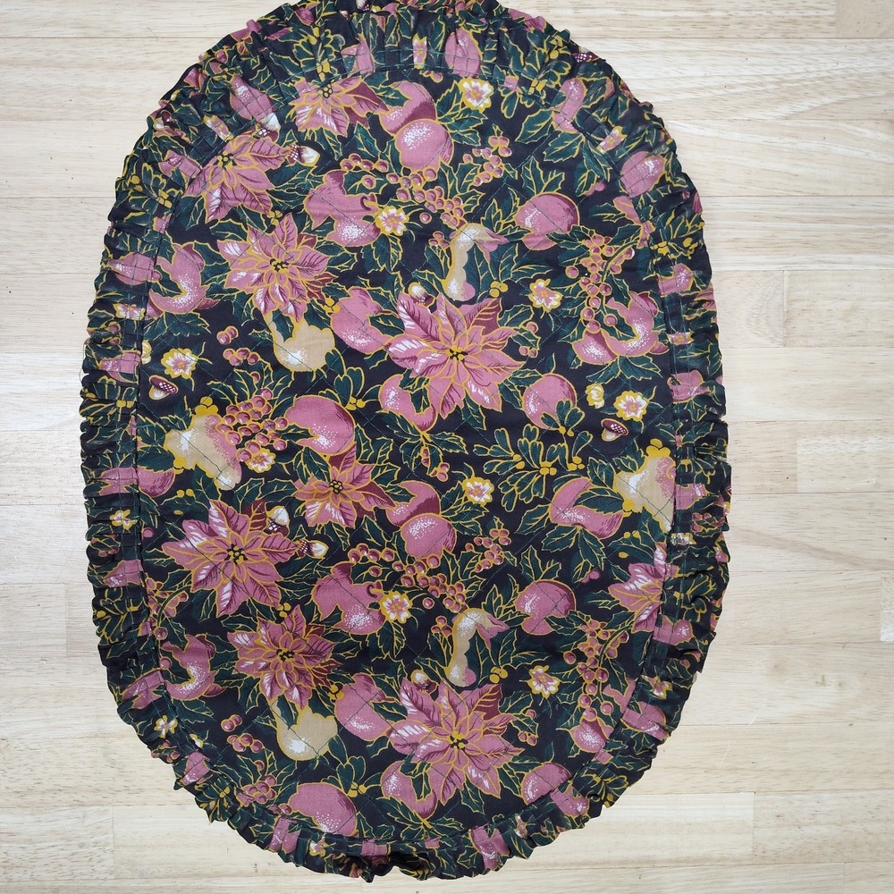 Vintage Christmas placemats oval quilted ruffle poinsettias holly fruit nuts 4